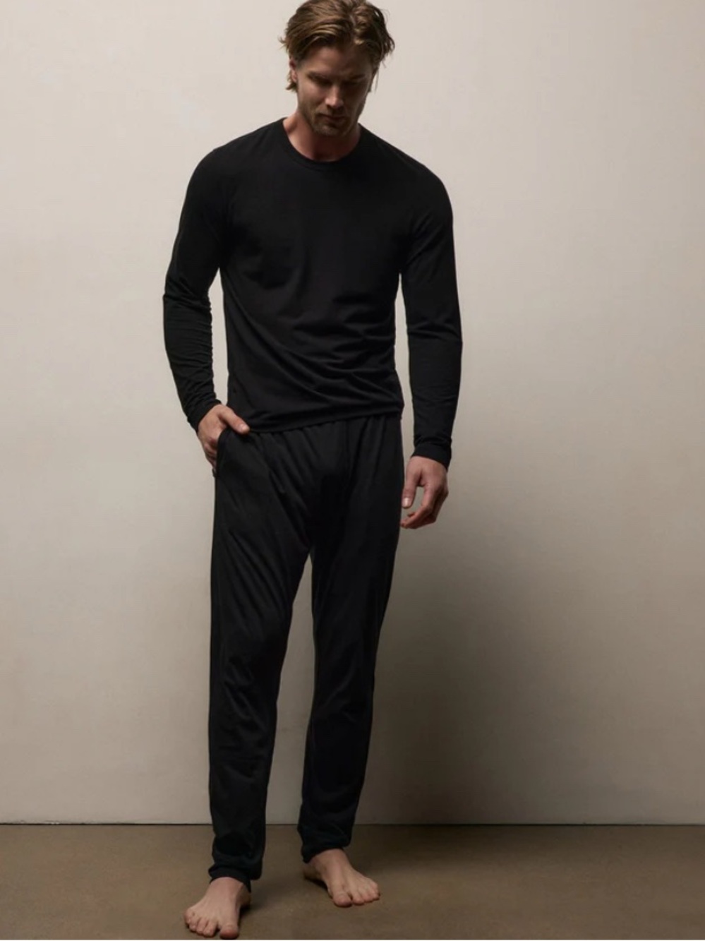 NWOT JAMES PERSE ELEVATED LOTUS JERSEY LOUNGE CREW IN BLACK